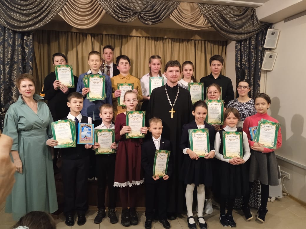Read more about the article Церемония награждения участников I Фестиваля церковного чтения