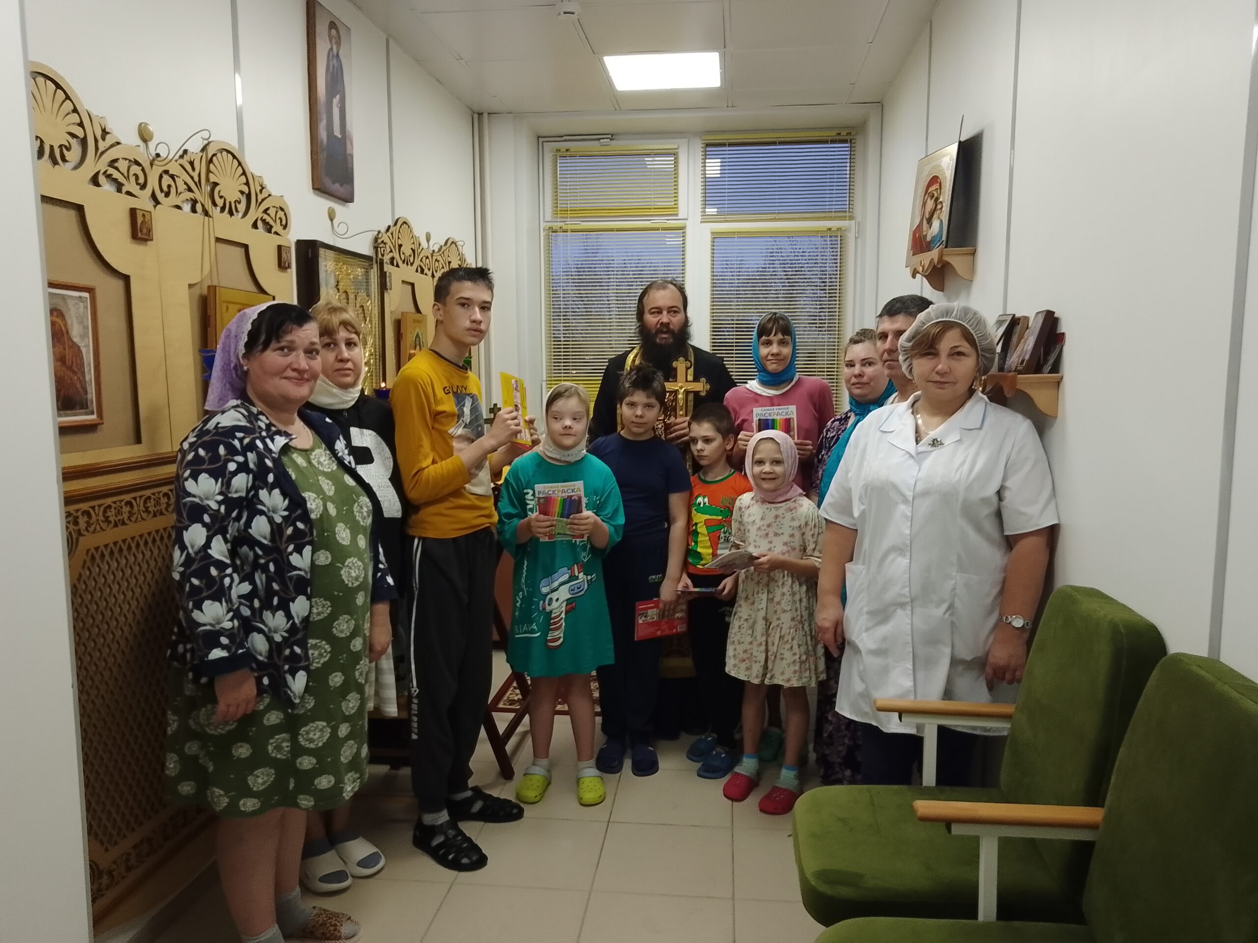 Read more about the article Согреем детские сердца в Мирограде.